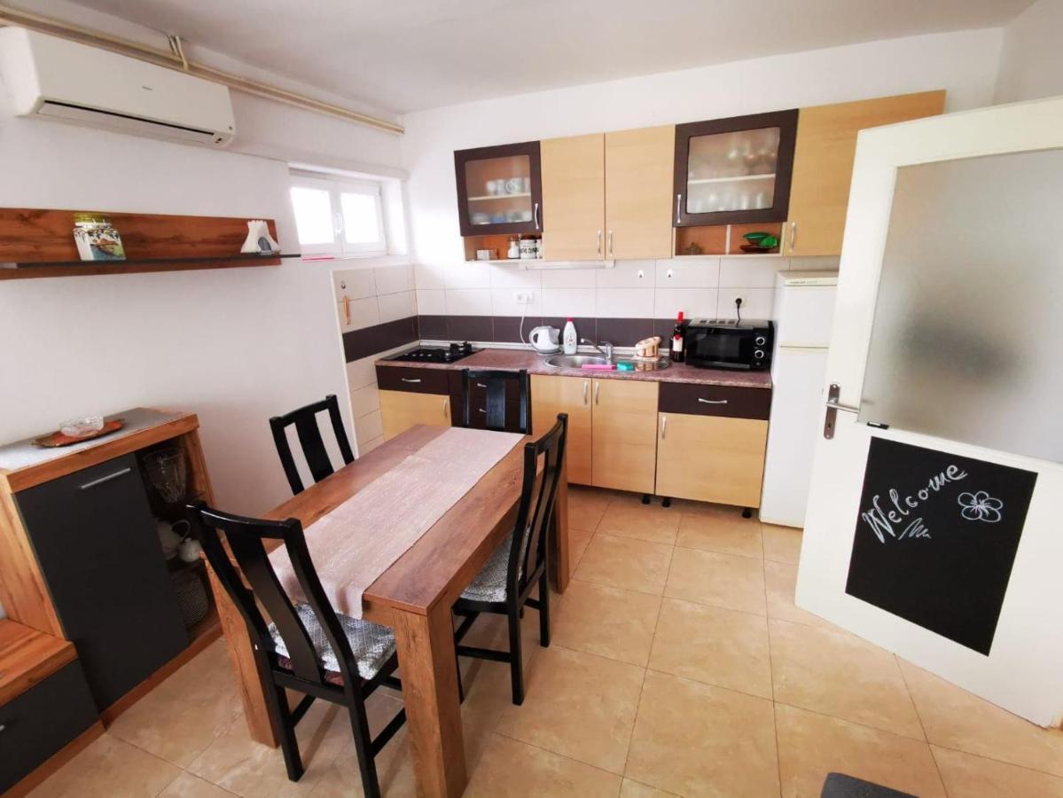 Apartman Sanda Tribunj (Sibenik-Knin)