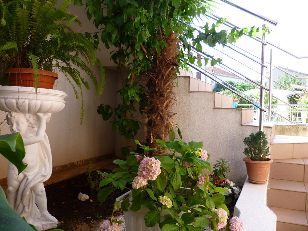 Apartman Sanda *
