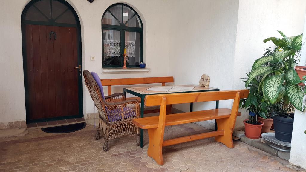 Apartman Sanda *